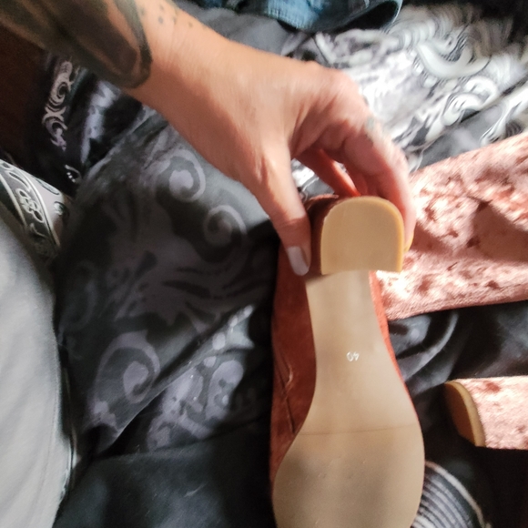 Silent D Komass Boots - Picture 3 of 3